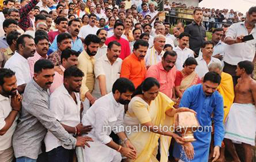 Vajpayee ashes immersed at Netravathi
